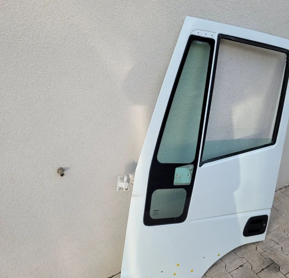 DRZWI LEWE IVECO EUROCARGO - باب و قطع الغيار - شاحنة: صورة 3 DRZWI LEWE IVECO EUROCARGO - باب و قطع الغيار - شاحنة: صورة 3