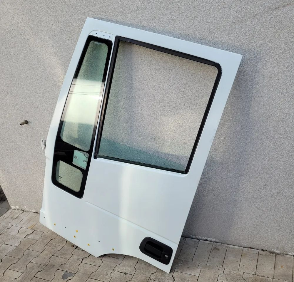 DRZWI LEWE IVECO EUROCARGO - باب و قطع الغيار - شاحنة: صورة 2 DRZWI LEWE IVECO EUROCARGO - باب و قطع الغيار - شاحنة: صورة 2