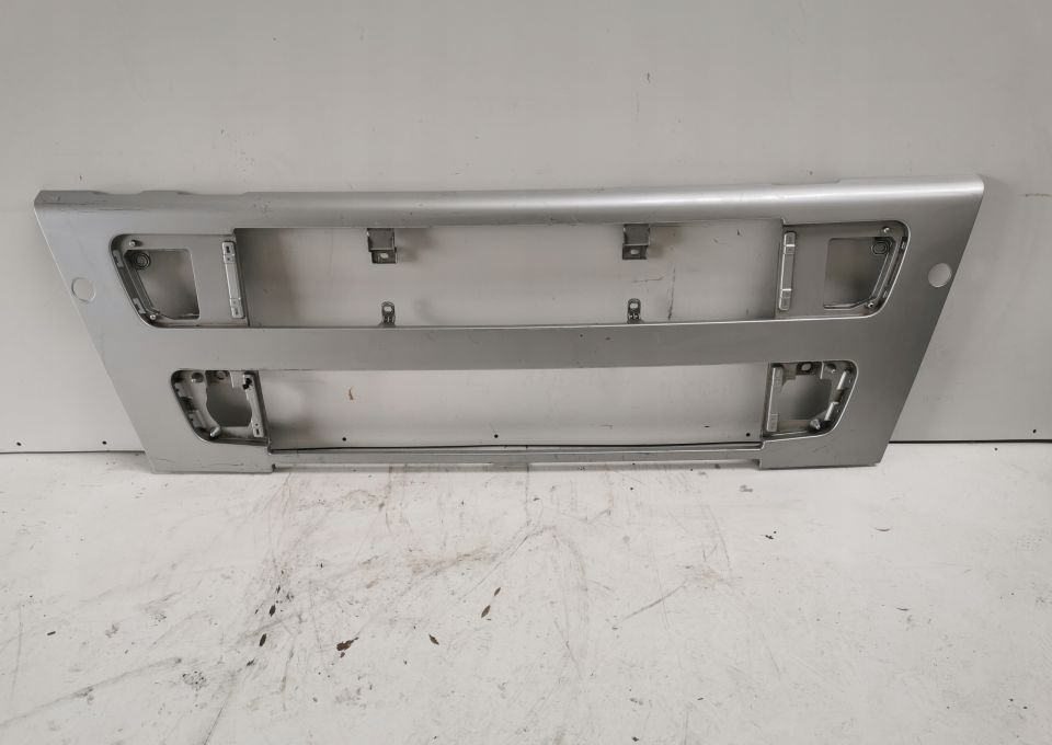 GRILL ATRAPA VOLVO Fh12 ORYGINAŁ - شبكة تهوية - شاحنة: صورة 1 GRILL ATRAPA VOLVO Fh12 ORYGINAŁ - شبكة تهوية - شاحنة: صورة 1