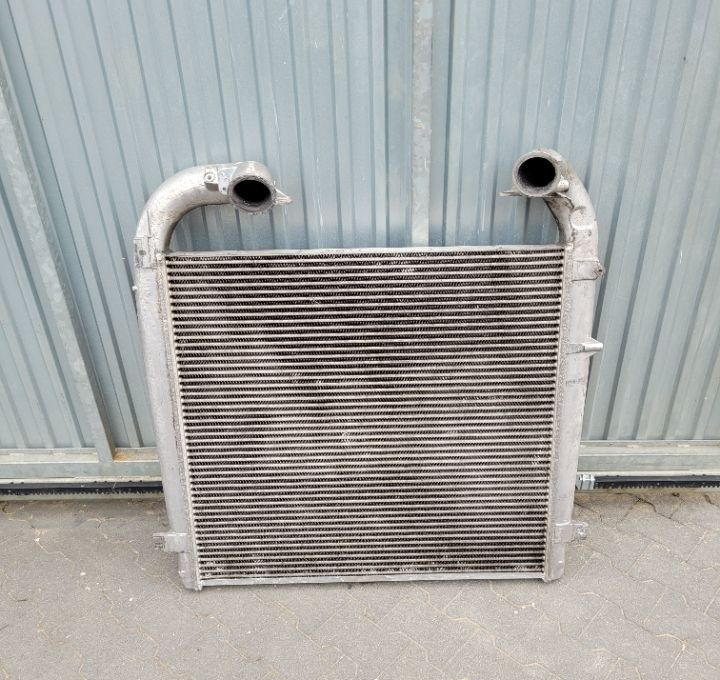 INTERCOOLER SCANIA R OM 1949827 Chwalim116 - مبرد هواء الشحن - شاحنة: صورة 1 INTERCOOLER SCANIA R OM 1949827 Chwalim116 - مبرد هواء الشحن - شاحنة: صورة 1