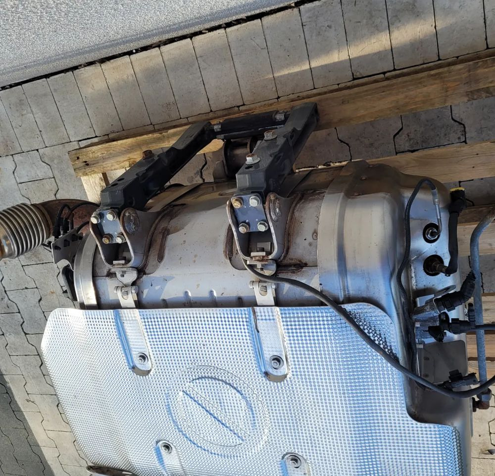 KATALIZATOR IVECO EUROCARGO E6 ORYGINAŁ - محول حفاز - شاحنة: صورة 4 KATALIZATOR IVECO EUROCARGO E6 ORYGINAŁ - محول حفاز - شاحنة: صورة 4