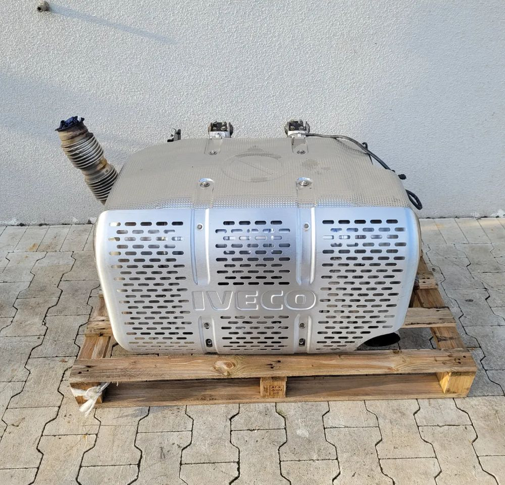 KATALIZATOR IVECO EUROCARGO E6 ORYGINAŁ - محول حفاز - شاحنة: صورة 1 KATALIZATOR IVECO EUROCARGO E6 ORYGINAŁ - محول حفاز - شاحنة: صورة 1