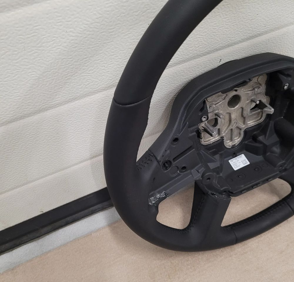 KIEROWNICA MAN TG3 TGX NM TGL ORYGINAŁ SKÓRA - عجلة القيادة - شاحنة: صورة 3 KIEROWNICA MAN TG3 TGX NM TGL ORYGINAŁ SKÓRA - عجلة القيادة - شاحنة: صورة 3