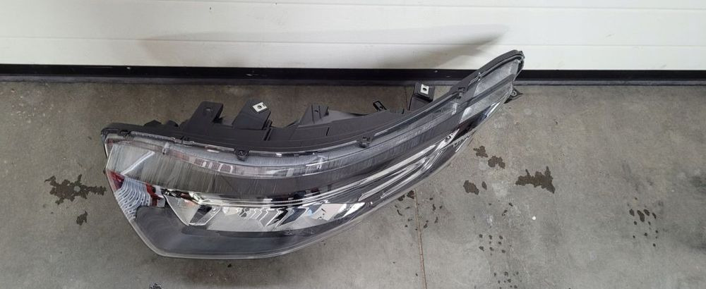 LAMPA FULL LED IVECO DAILY Lh. ORYGINAŁ 5802711800 - المصابيح الأمامية - شاحنة توصيل مغلقة: صورة 2 LAMPA FULL LED IVECO DAILY Lh. ORYGINAŁ 5802711800 - المصابيح الأمامية - شاحنة توصيل مغلقة: صورة 2