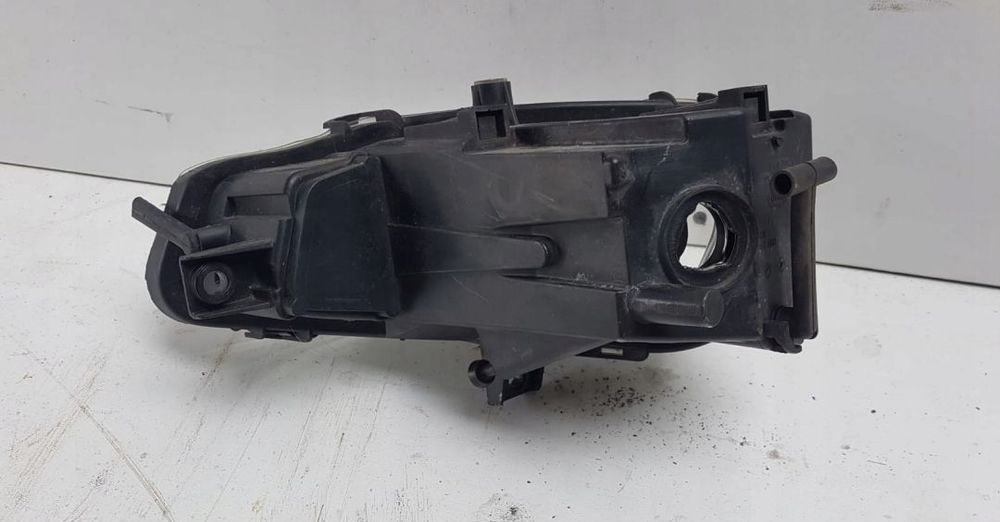 LAMPA HALOGEN MERCEDES ANTOS A9608201956 - المصابيح الأمامية - شاحنة: صورة 2 LAMPA HALOGEN MERCEDES ANTOS A9608201956 - المصابيح الأمامية - شاحنة: صورة 2