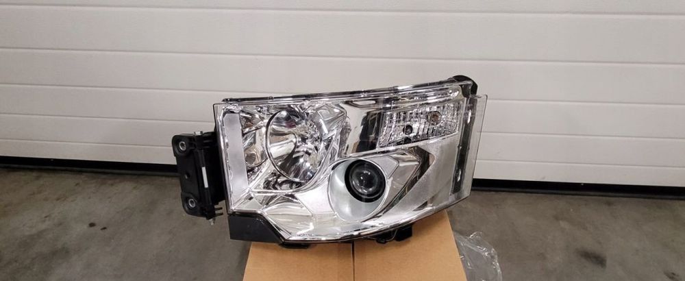 LAMPA RENAULT RANGE T NOWY ORYGINAŁ LEWA - المصابيح الأمامية - شاحنة: صورة 1 LAMPA RENAULT RANGE T NOWY ORYGINAŁ LEWA - المصابيح الأمامية - شاحنة: صورة 1