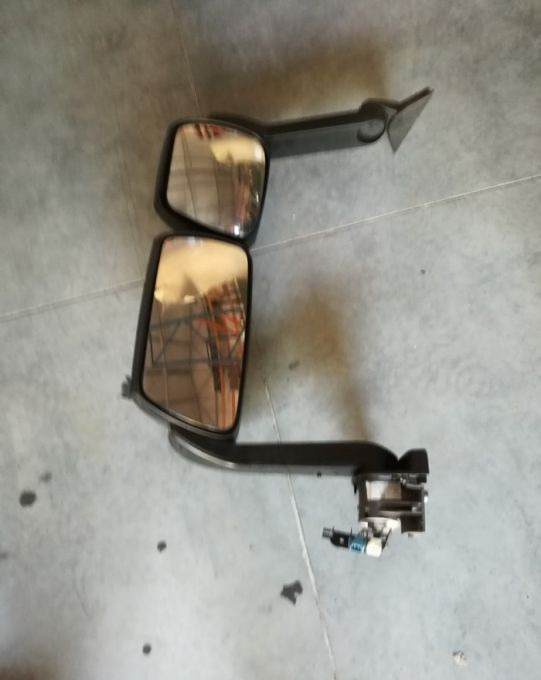 LUSTERKO IVECO EUROCARGO ELEKTRYCZNE LH. ORYGINAŁ - مرآة الرؤية الخلفية: صورة 1 LUSTERKO IVECO EUROCARGO ELEKTRYCZNE LH. ORYGINAŁ - مرآة الرؤية الخلفية: صورة 1