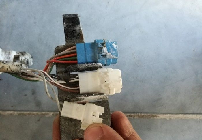 LUSTERKO IVECO EUROCARGO ELEKTRYCZNE LH. ORYGINAŁ - مرآة الرؤية الخلفية: صورة 3 LUSTERKO IVECO EUROCARGO ELEKTRYCZNE LH. ORYGINAŁ - مرآة الرؤية الخلفية: صورة 3