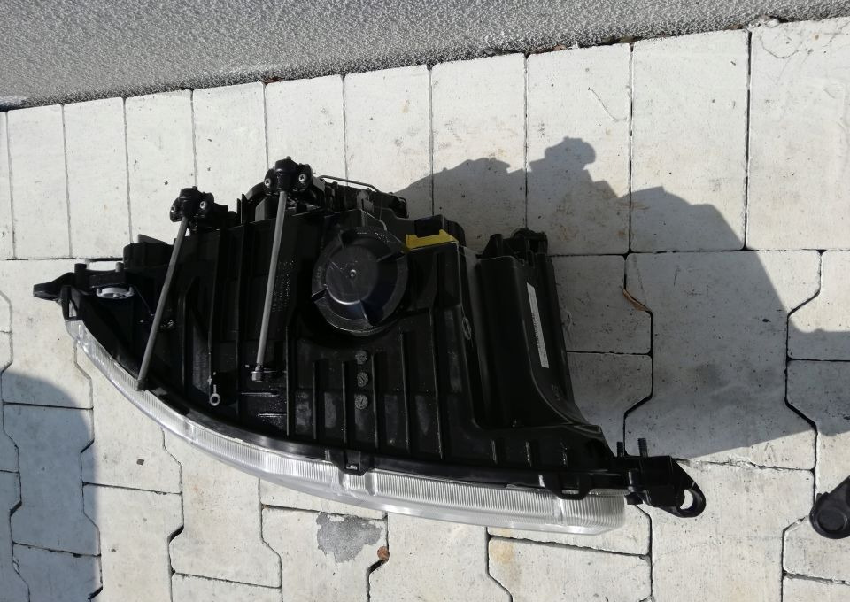 Lampy MERCEDES ACTROS Mp4 Antos ORYGINAŁ - المصابيح الأمامية - شاحنة: صورة 4 Lampy MERCEDES ACTROS Mp4 Antos ORYGINAŁ - المصابيح الأمامية - شاحنة: صورة 4