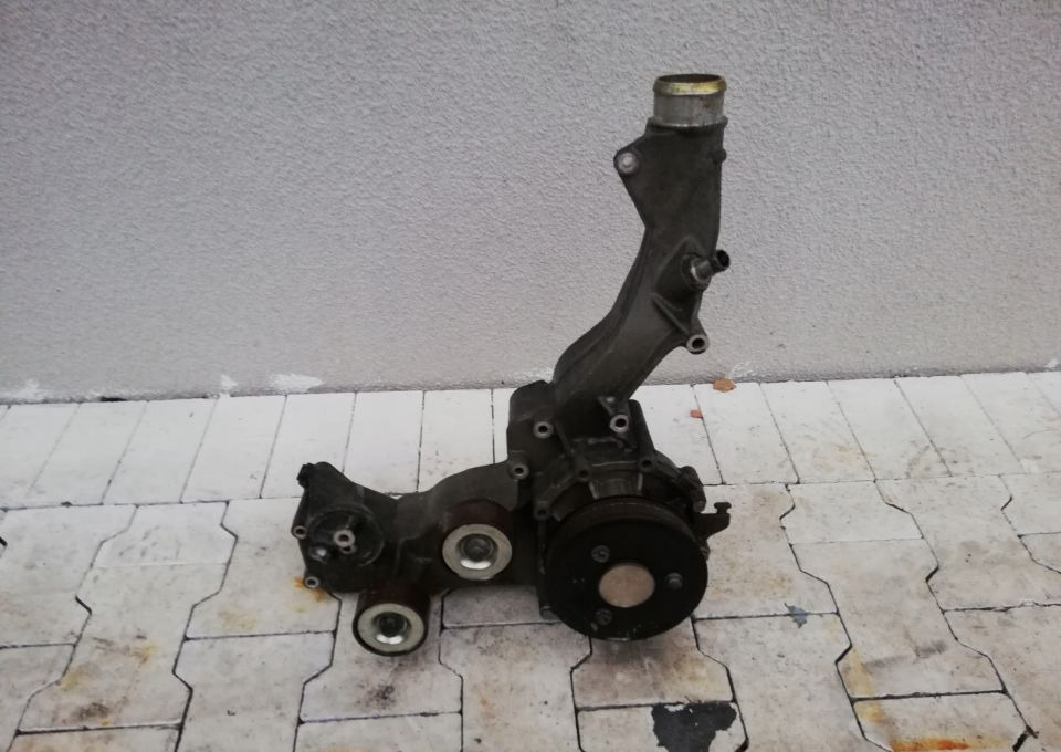 MAN TGX TGS TGA Obudowa Pompy Wody 51.06330-3033 - مضخة المبرد - شاحنة: صورة 1 MAN TGX TGS TGA Obudowa Pompy Wody 51.06330-3033 - مضخة المبرد - شاحنة: صورة 1
