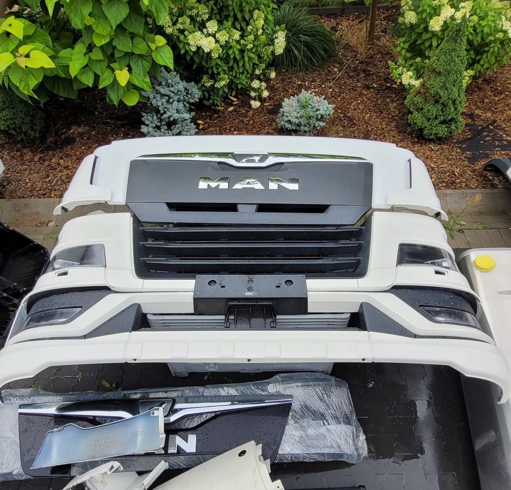 غطاء السيارة - شاحنة MASKA ATRAPA MAN TGX TG3 NM.ORYGINAŁ 81.61110-6112 CHWALIM116: صورة 9 غطاء السيارة - شاحنة MASKA ATRAPA MAN TGX TG3 NM.ORYGINAŁ 81.61110-6112 CHWALIM116: صورة 9