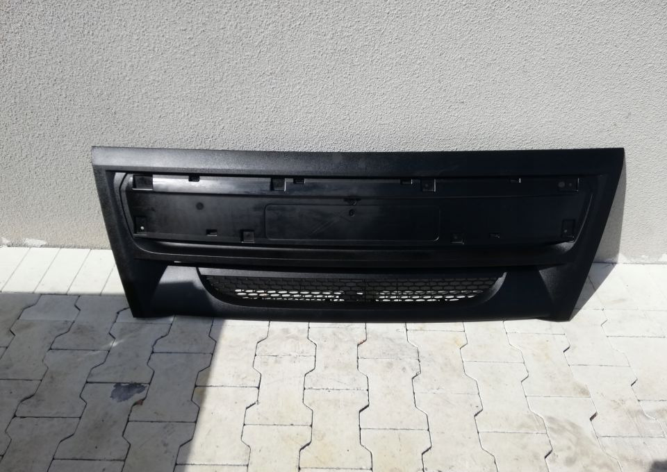 MASKA GRILL ATRAPA DAF LF NOWY ORYGINAŁ EURO6 - غطاء السيارة - شاحنة: صورة 1 MASKA GRILL ATRAPA DAF LF NOWY ORYGINAŁ EURO6 - غطاء السيارة - شاحنة: صورة 1