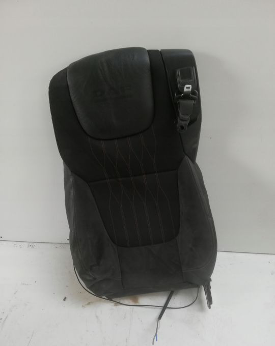 مقعد للبيع  OPARCIE FOTEL DAF XF 106: صورة 1