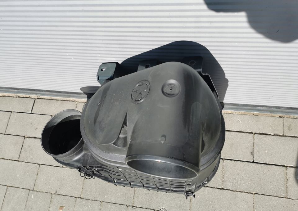 Obudowa filtra powietrza iveco eurocargo 580155845 - فلتر هواء - شاحنة: صورة 3 Obudowa filtra powietrza iveco eurocargo 580155845 - فلتر هواء - شاحنة: صورة 3