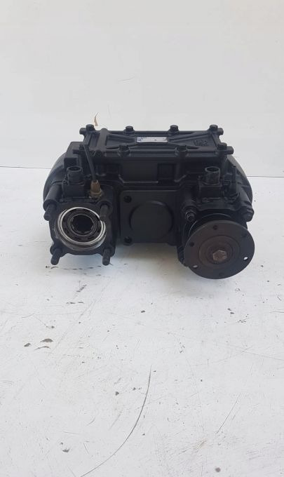 PRZYSTAWKA SKRZYNI BIEGÓW ZF PTO N AS/10 B+C - علبة التروس و قطع الغيار - شاحنة: صورة 3 PRZYSTAWKA SKRZYNI BIEGÓW ZF PTO N AS/10 B+C - علبة التروس و قطع الغيار - شاحنة: صورة 3