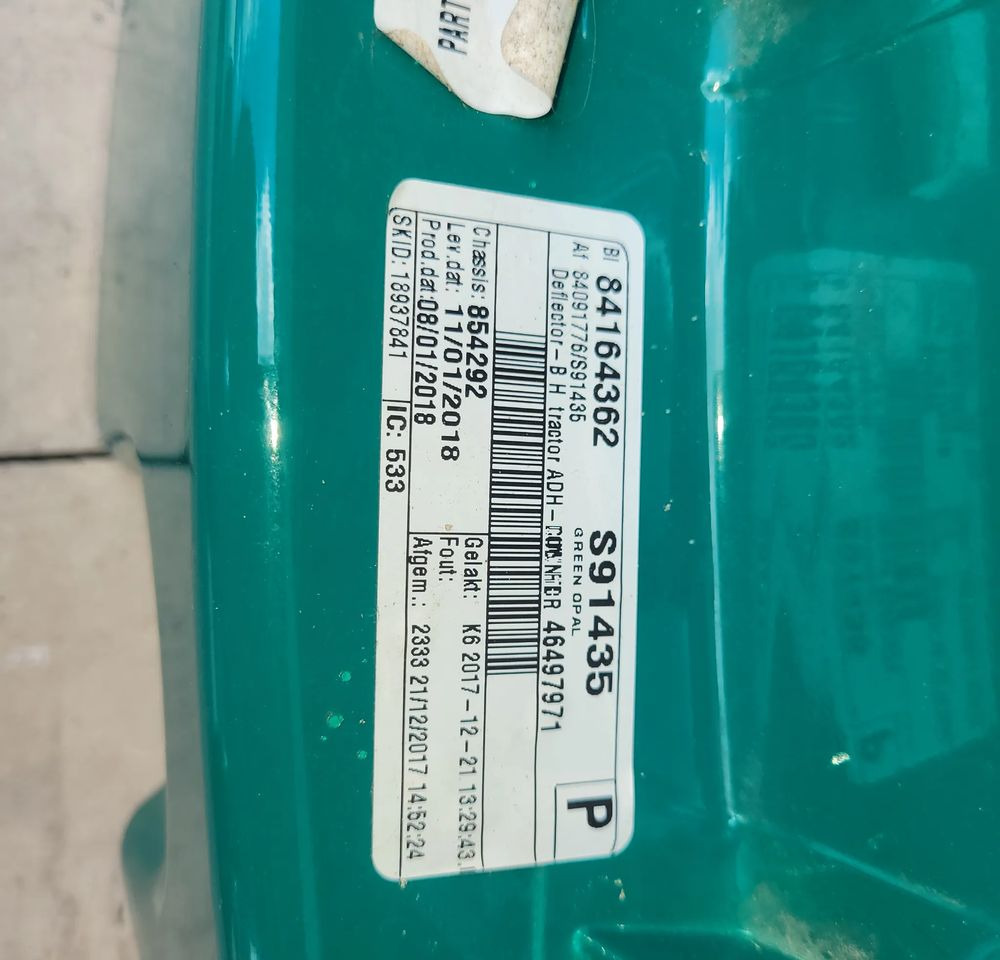 SPOJLER KOSA VOLVO FH4 LIFT ORYGINAŁ RH 84164362 - الإيروديناميكية/ الجناح الخلفي - شاحنة: صورة 3 SPOJLER KOSA VOLVO FH4 LIFT ORYGINAŁ RH 84164362 - الإيروديناميكية/ الجناح الخلفي - شاحنة: صورة 3