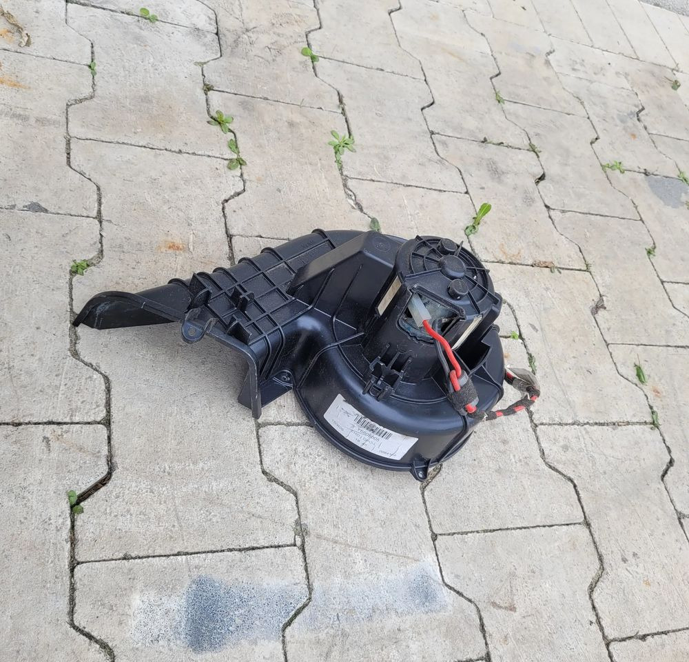 WENTYLATOR NAGRZEWNICY VOLVO FH4 ORYGINAŁ - مروحة مكيف - شاحنة: صورة 1 WENTYLATOR NAGRZEWNICY VOLVO FH4 ORYGINAŁ - مروحة مكيف - شاحنة: صورة 1