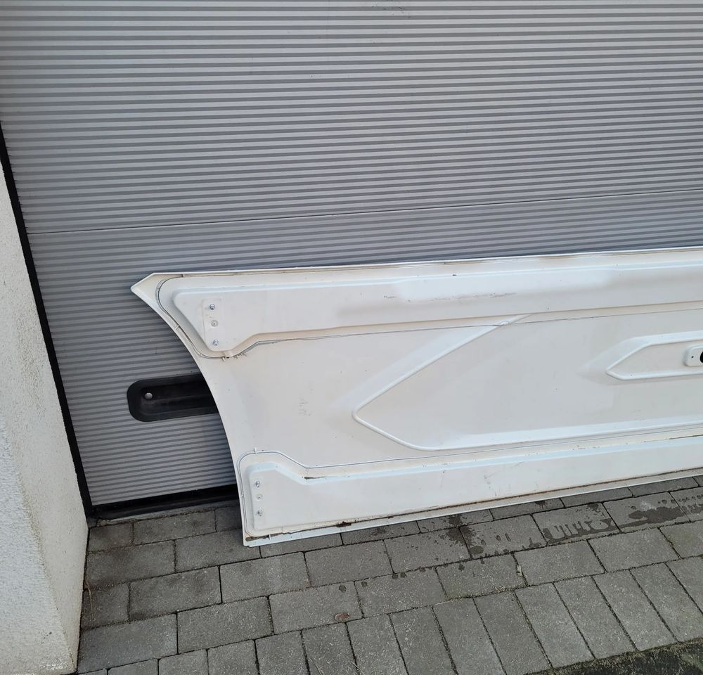 ZABUDOWA MIEDZYOSIOWA SPOJLER DAF XG XG+ 2292740 LH ORYGINAŁ CHWALIM116 - الإيروديناميكية/ الجناح الخلفي - شاحنة: صورة 4 ZABUDOWA MIEDZYOSIOWA SPOJLER DAF XG XG+ 2292740 LH ORYGINAŁ CHWALIM116 - الإيروديناميكية/ الجناح الخلفي - شاحنة: صورة 4