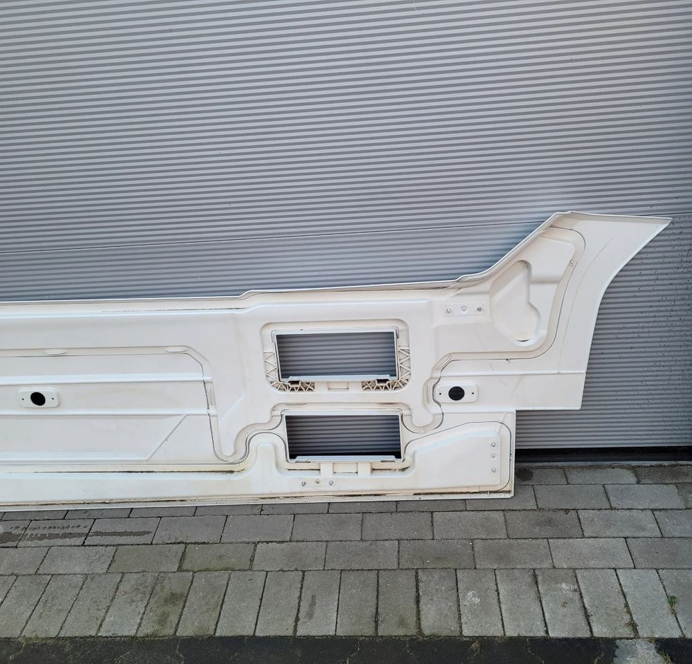 ZABUDOWA MIEDZYOSIOWA SPOJLER DAF XG XG+ 2292740 LH ORYGINAŁ CHWALIM116 - الإيروديناميكية/ الجناح الخلفي - شاحنة: صورة 5 ZABUDOWA MIEDZYOSIOWA SPOJLER DAF XG XG+ 2292740 LH ORYGINAŁ CHWALIM116 - الإيروديناميكية/ الجناح الخلفي - شاحنة: صورة 5