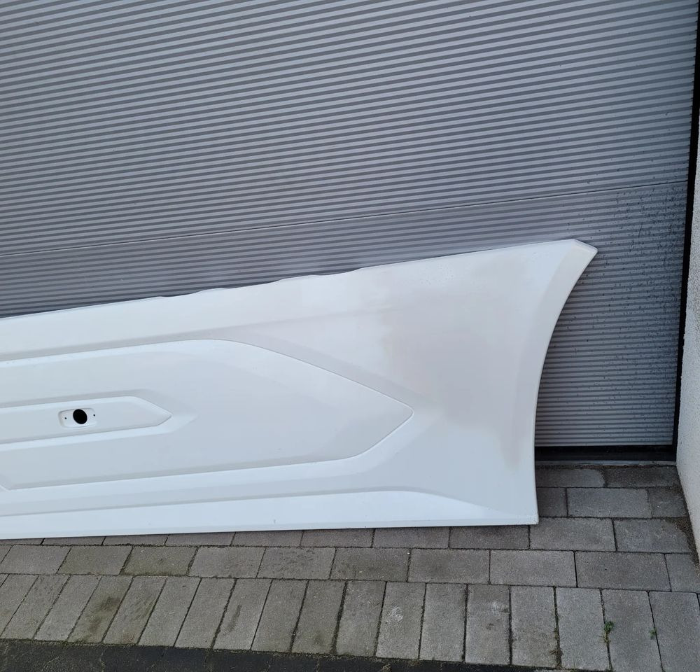 ZABUDOWA MIEDZYOSIOWA SPOJLER DAF XG XG+ 2292740 LH ORYGINAŁ CHWALIM116 - الإيروديناميكية/ الجناح الخلفي - شاحنة: صورة 2 ZABUDOWA MIEDZYOSIOWA SPOJLER DAF XG XG+ 2292740 LH ORYGINAŁ CHWALIM116 - الإيروديناميكية/ الجناح الخلفي - شاحنة: صورة 2