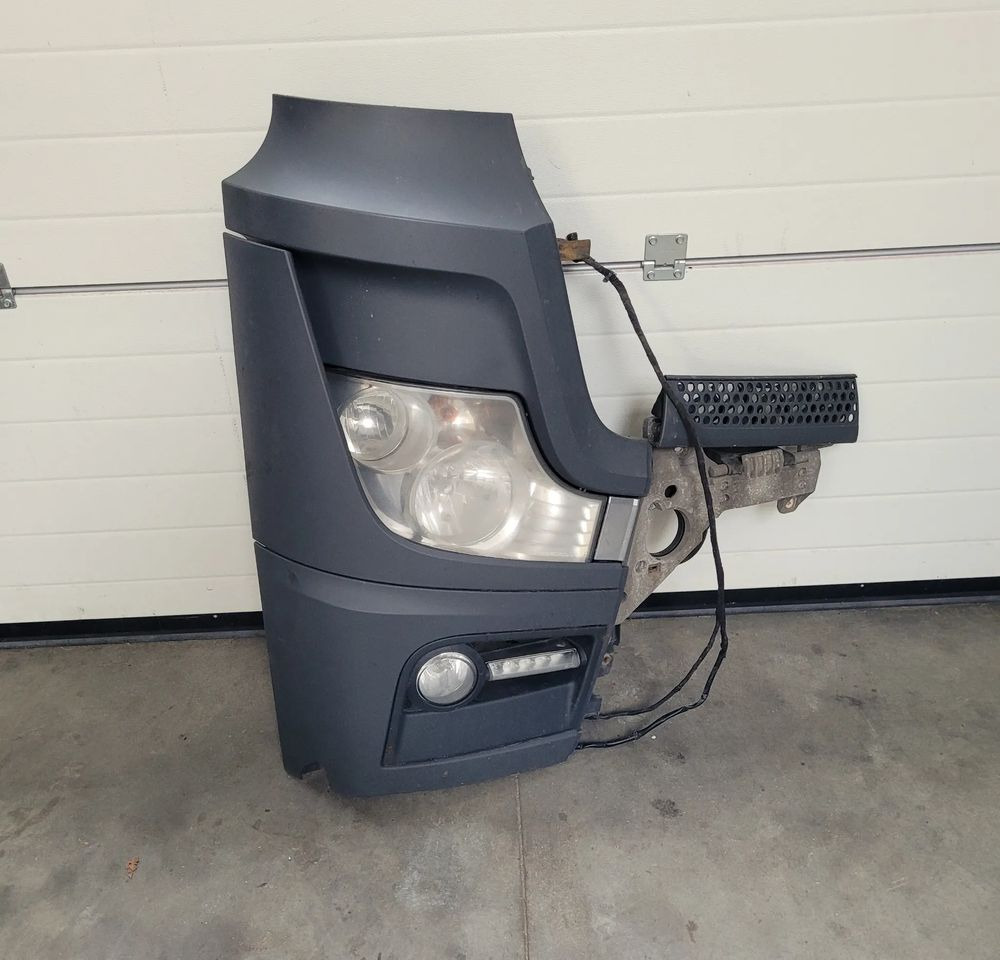 ZDERZAK MERCEDES ACTROS MP4 PRAWY - مصد - شاحنة: صورة 1 ZDERZAK MERCEDES ACTROS MP4 PRAWY - مصد - شاحنة: صورة 1