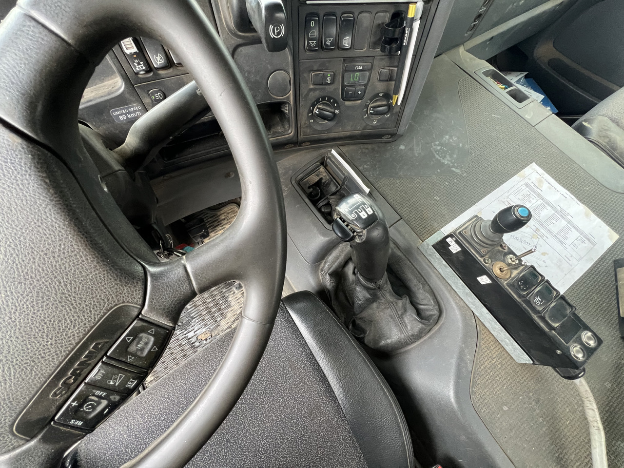 SCANIA 8x4 - شاحنة برافعة خطافية: صورة 5 SCANIA 8x4 - شاحنة برافعة خطافية: صورة 5