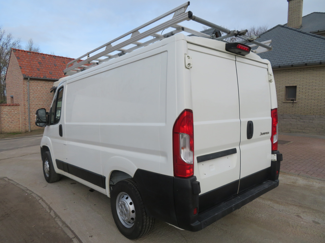 Citroën Jumper 2.2 BlueHDi - L1H1 - فان: صورة 5 Citroën Jumper 2.2 BlueHDi - L1H1 - فان: صورة 5