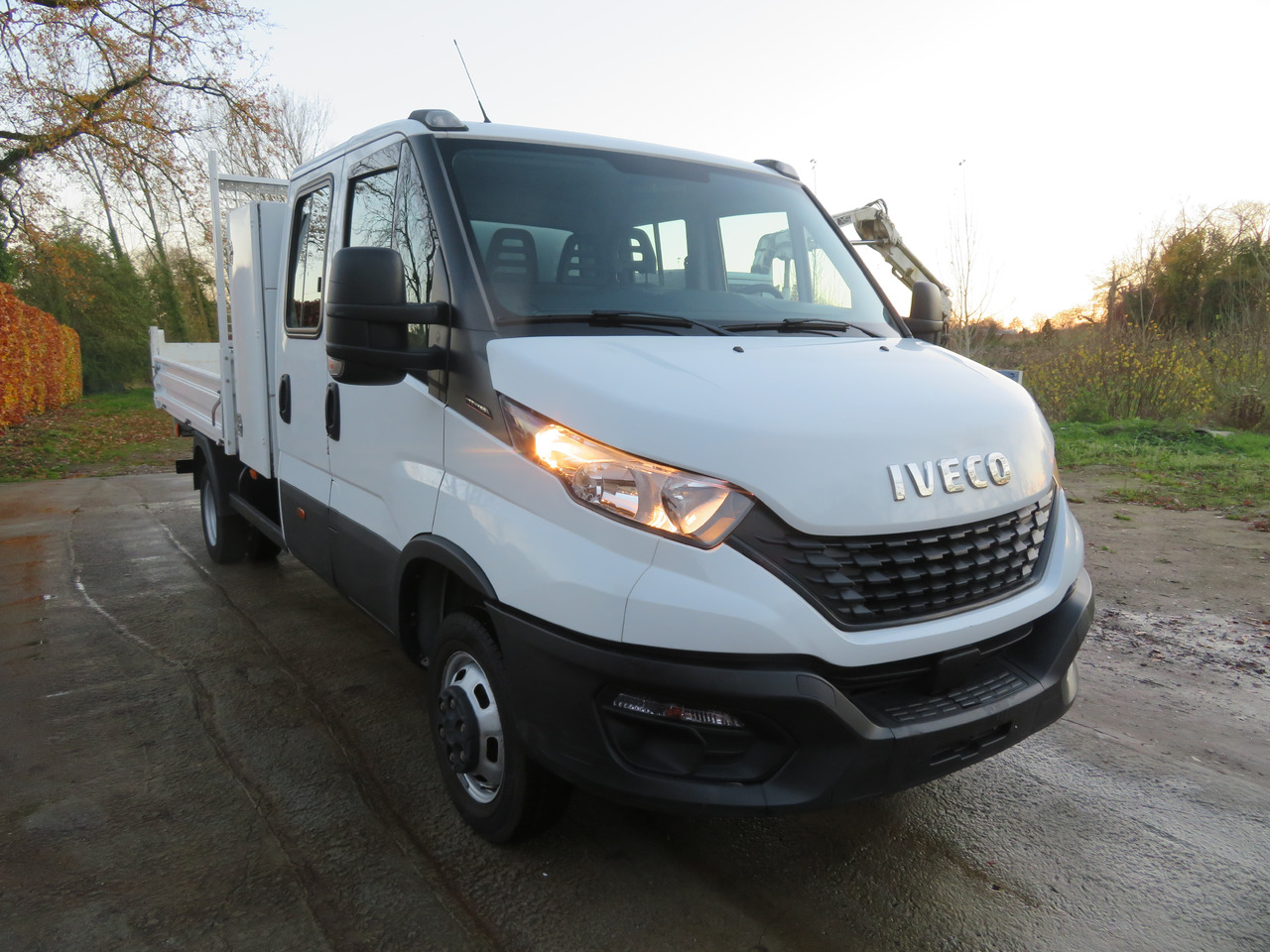 Iveco Daily 35C16 3.0 - قلاب صغير, الشاحنات الصغيرة كابينة مزدوجة: صورة 1 Iveco Daily 35C16 3.0 - قلاب صغير, الشاحنات الصغيرة كابينة مزدوجة: صورة 1