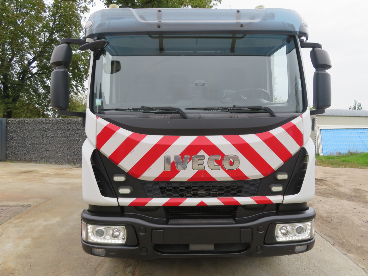 Iveco Eurocargo 120EL - شاحنة صندوقية: صورة 2 Iveco Eurocargo 120EL - شاحنة صندوقية: صورة 2