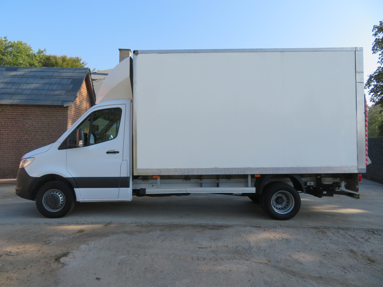 Mercedes-Benz Sprinter - 515cdi 8G-Tronic - bak klep - شاحنة بصندوق مغلق: صورة 4 Mercedes-Benz Sprinter - 515cdi 8G-Tronic - bak klep - شاحنة بصندوق مغلق: صورة 4