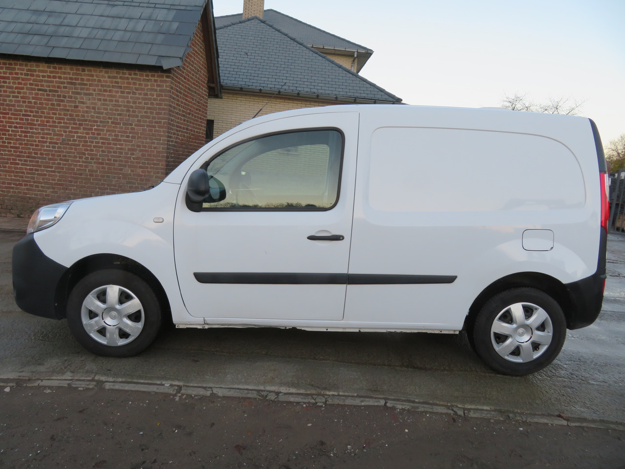 Renault Kangoo EXPRESS ENERGY 1.5dCi - فان المدمجة: صورة 4 Renault Kangoo EXPRESS ENERGY 1.5dCi - فان المدمجة: صورة 4