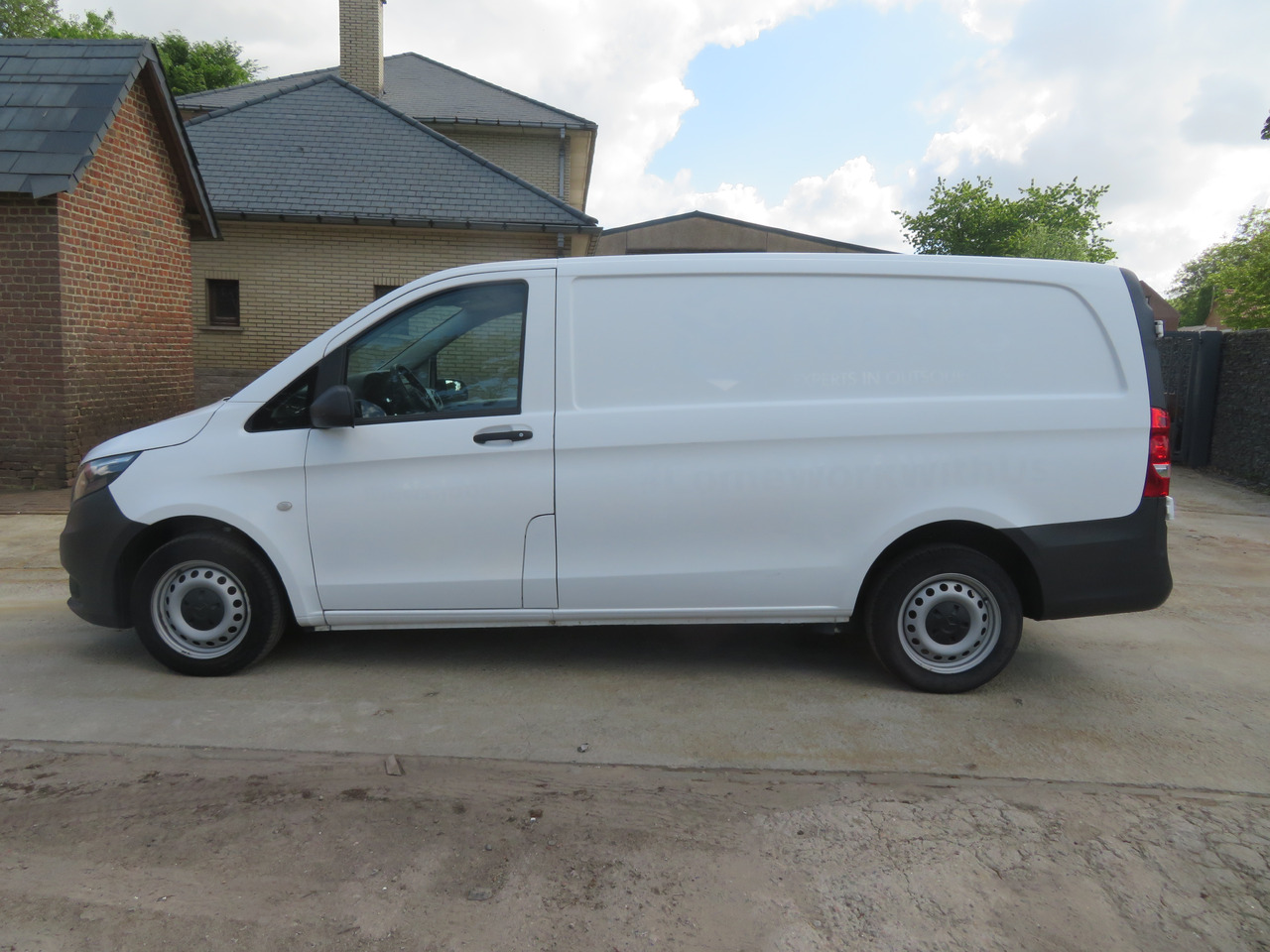 - فان المدمجة: صورة 4 - فان المدمجة: صورة 4