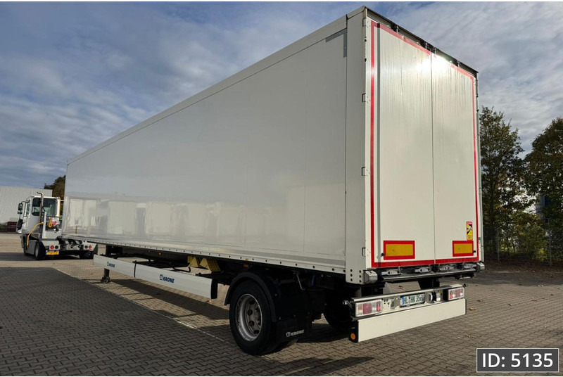 Krone SEK / Steering axle / More available - نصف مقطورة بصندوق مغلق: صورة 2 Krone SEK / Steering axle / More available - نصف مقطورة بصندوق مغلق: صورة 2