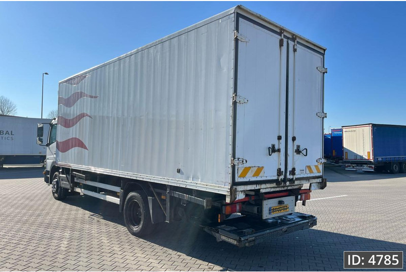Mercedes-Benz Atego 1318 Day Cab, Euro 5, BDF / EPS automatic / DHOLLANDIA 2000KG - ناقلة حاويات/ شاحنة حاويات: صورة 2 Mercedes-Benz Atego 1318 Day Cab, Euro 5, BDF / EPS automatic / DHOLLANDIA 2000KG - ناقلة حاويات/ شاحنة حاويات: صورة 2