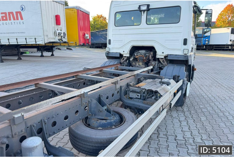 Mercedes-Benz Atego 1318 Day Cab, Euro 6, / BDF / DHOLLANDIA 2000KG - ناقلة حاويات/ شاحنة حاويات: صورة 4 Mercedes-Benz Atego 1318 Day Cab, Euro 6, / BDF / DHOLLANDIA 2000KG - ناقلة حاويات/ شاحنة حاويات: صورة 4