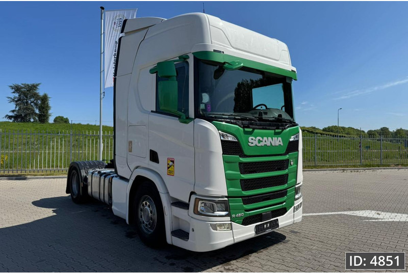 Scania R450 Topline, Euro 6, / Retarder / Standklima / 2x Tank, Intarder - مقطورة السحب: صورة 4 Scania R450 Topline, Euro 6, / Retarder / Standklima / 2x Tank, Intarder - مقطورة السحب: صورة 4