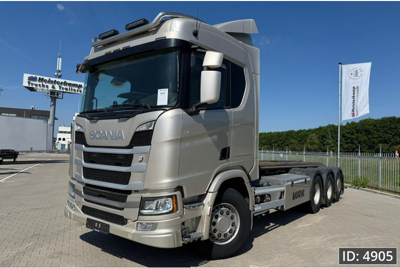Scania R540 Topline, Euro 6, / 8x4 / Lift axle / frame 7.4 m - شاحنة بهيكل معدني للمقصورة: صورة 1 Scania R540 Topline, Euro 6, / 8x4 / Lift axle / frame 7.4 m - شاحنة بهيكل معدني للمقصورة: صورة 1