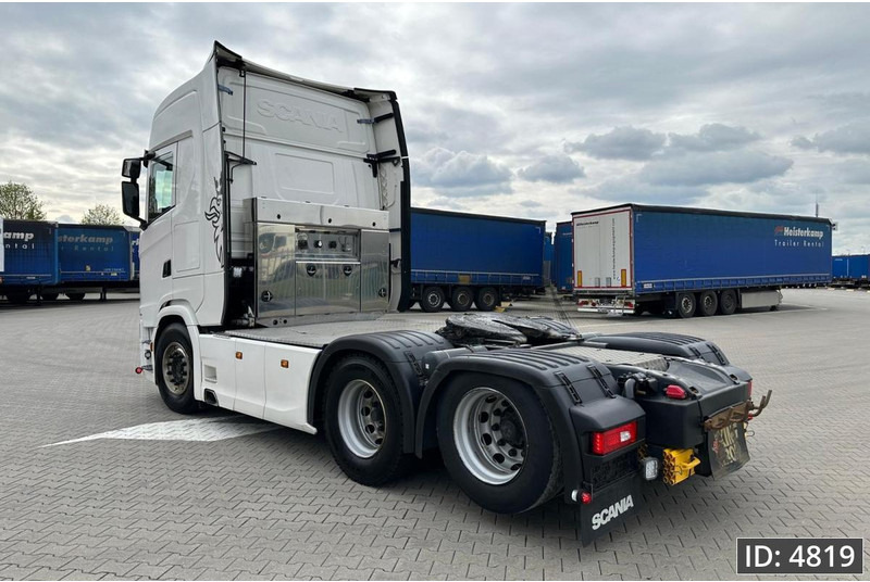 Scania S650 Topline, Euro 6, 6x2 / Retarder / Standklima / PTO / Leather / Sliding 5th wheel, Intarder - مقطورة السحب: صورة 4 Scania S650 Topline, Euro 6, 6x2 / Retarder / Standklima / PTO / Leather / Sliding 5th wheel, Intarder - مقطورة السحب: صورة 4