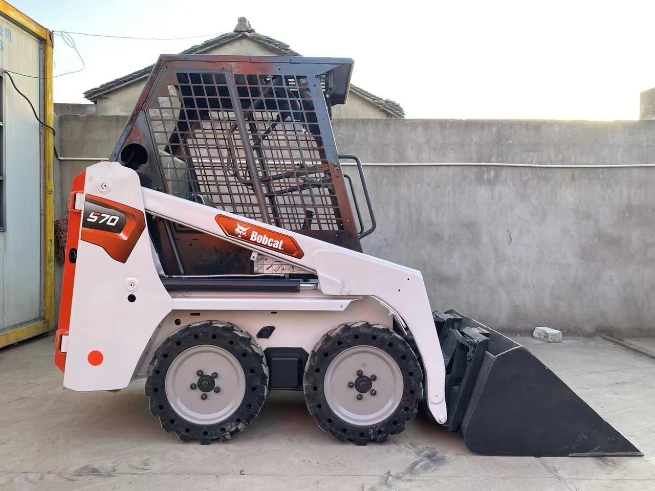 BOBCAT S70 Skid Steer Loader Click for Discount - شيول صغير: صورة 1 BOBCAT S70 Skid Steer Loader Click for Discount - شيول صغير: صورة 1