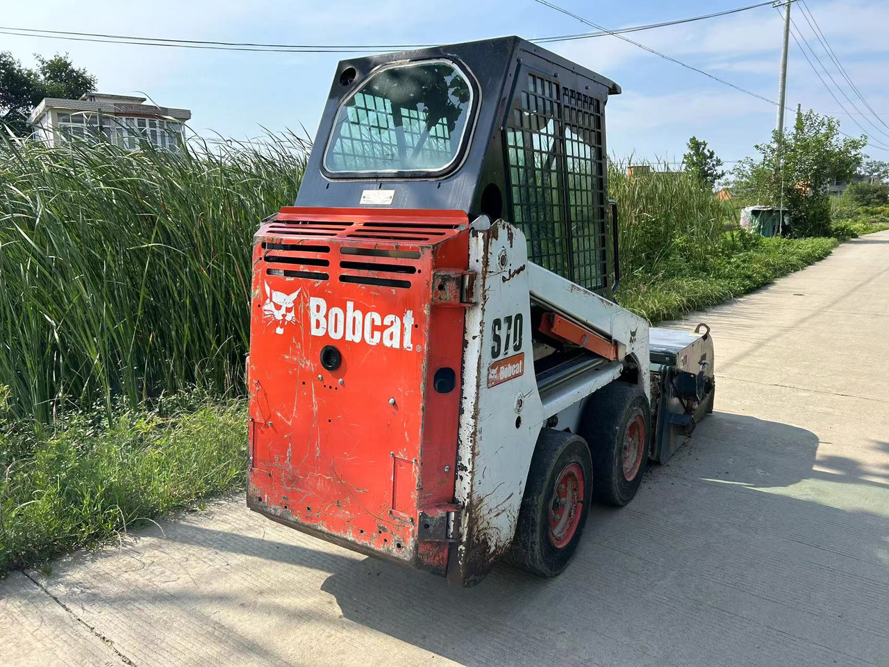 BOBCAT S70 Sliding Sweeper Click for Discount - شيول صغير: صورة 4 BOBCAT S70 Sliding Sweeper Click for Discount - شيول صغير: صورة 4