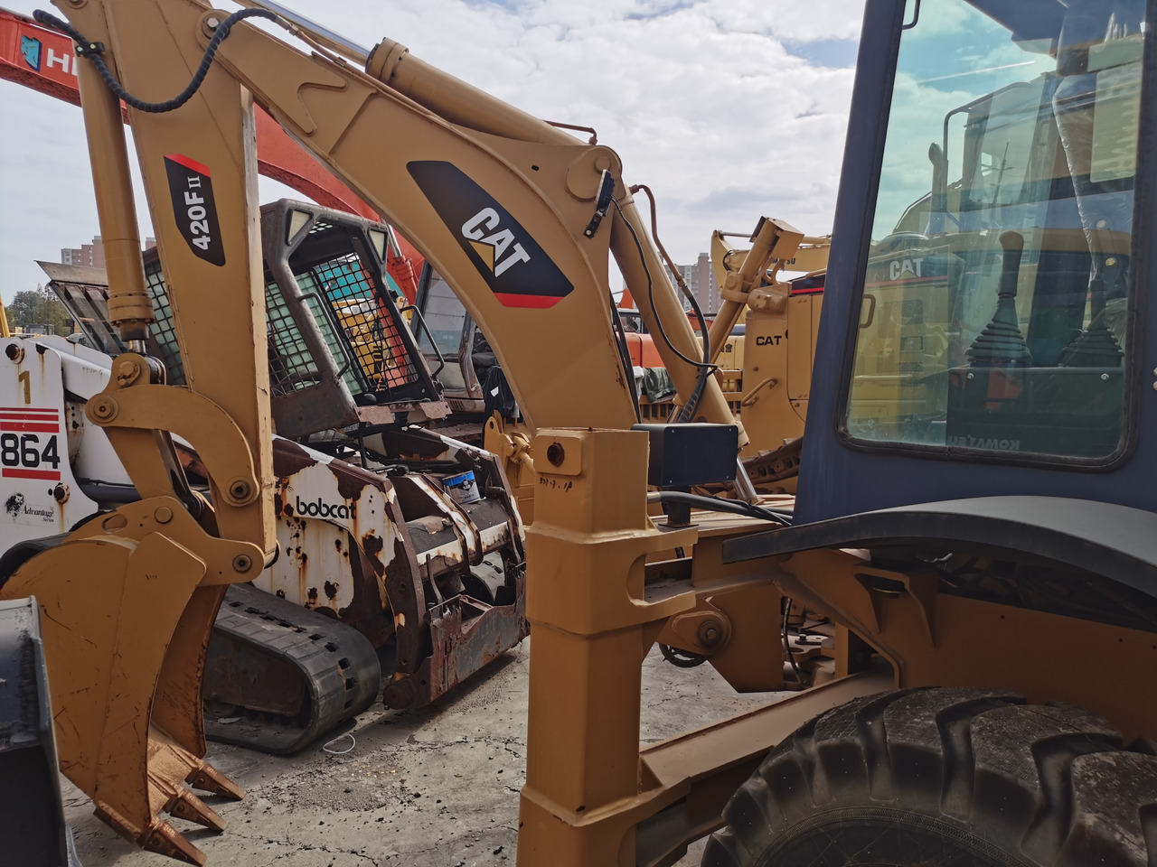 CAT 420F Backhoe Loader Click Here for Discount - لودر ذو محراث خلفي/ باكهو: صورة 5 CAT 420F Backhoe Loader Click Here for Discount - لودر ذو محراث خلفي/ باكهو: صورة 5