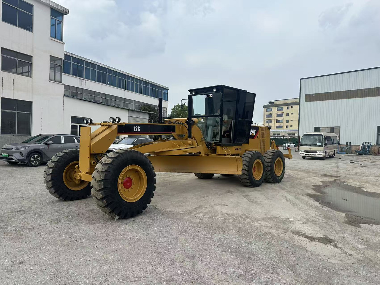 CATERPILLAR 12G CAT Grader - ماكينة تسوية: صورة 1 CATERPILLAR 12G CAT Grader - ماكينة تسوية: صورة 1