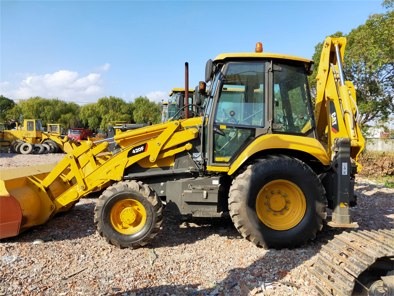 CATERPILLAR Backhoe Loader 420F Click Here for Discount - لودر ذو محراث خلفي/ باكهو: صورة 5 CATERPILLAR Backhoe Loader 420F Click Here for Discount - لودر ذو محراث خلفي/ باكهو: صورة 5