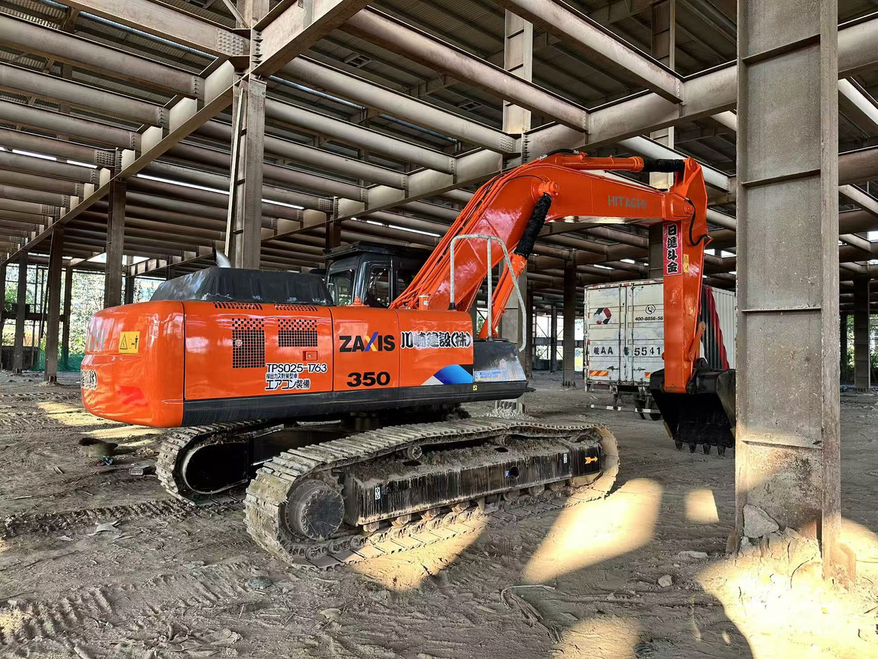 HITACHI ZX350 Excavator Click for Discount - حفّار: صورة 1 HITACHI ZX350 Excavator Click for Discount - حفّار: صورة 1