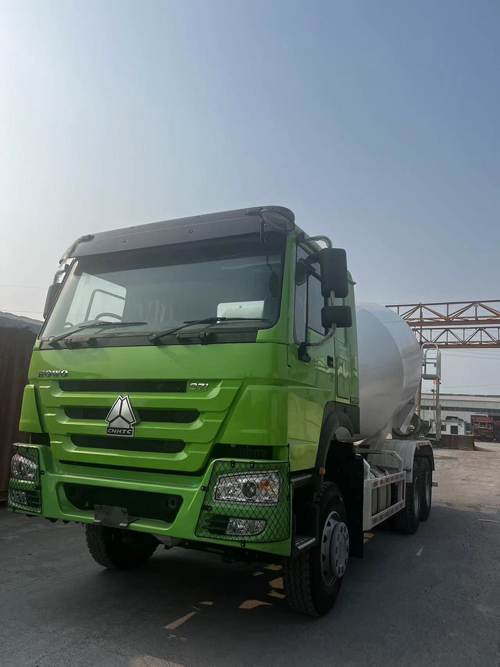 HOWO Cement Mixer Truck 6*4 - شاحنة خلاطة خرسانة: صورة 1 HOWO Cement Mixer Truck 6*4 - شاحنة خلاطة خرسانة: صورة 1