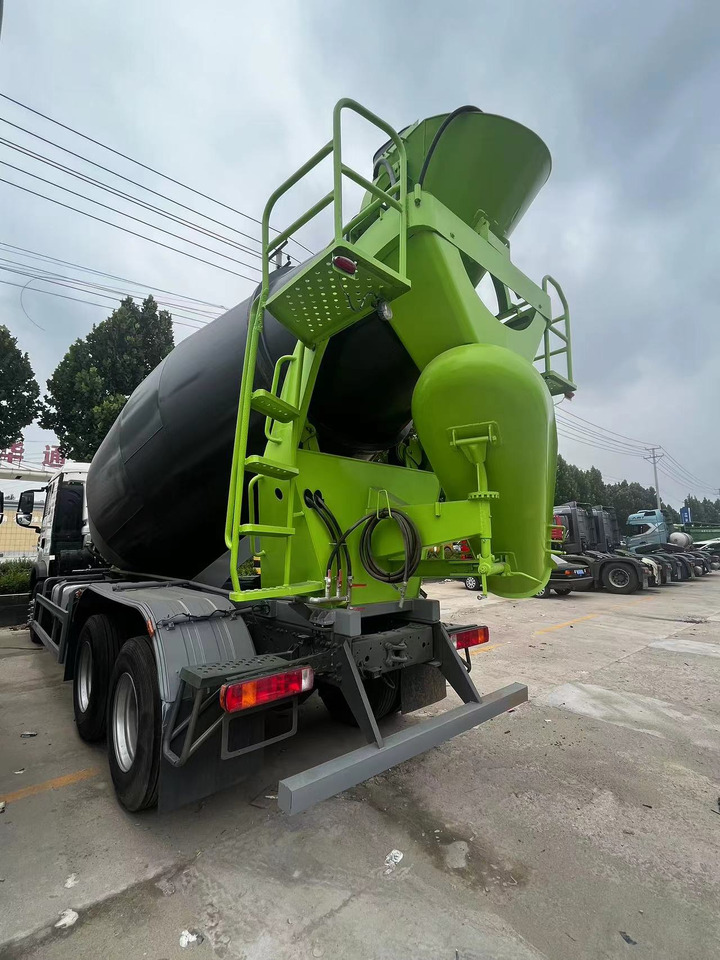 HOWO TX350 Cement Mixer Truck - شاحنة خلاطة خرسانة: صورة 4 HOWO TX350 Cement Mixer Truck - شاحنة خلاطة خرسانة: صورة 4