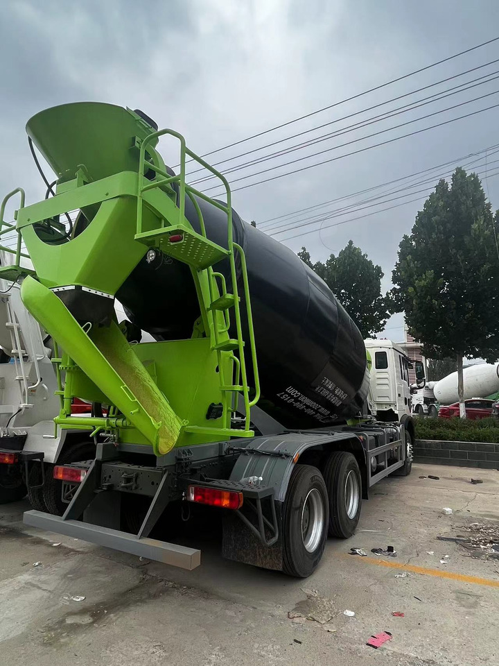 HOWO TX350 Cement Mixer Truck - شاحنة خلاطة خرسانة: صورة 3 HOWO TX350 Cement Mixer Truck - شاحنة خلاطة خرسانة: صورة 3