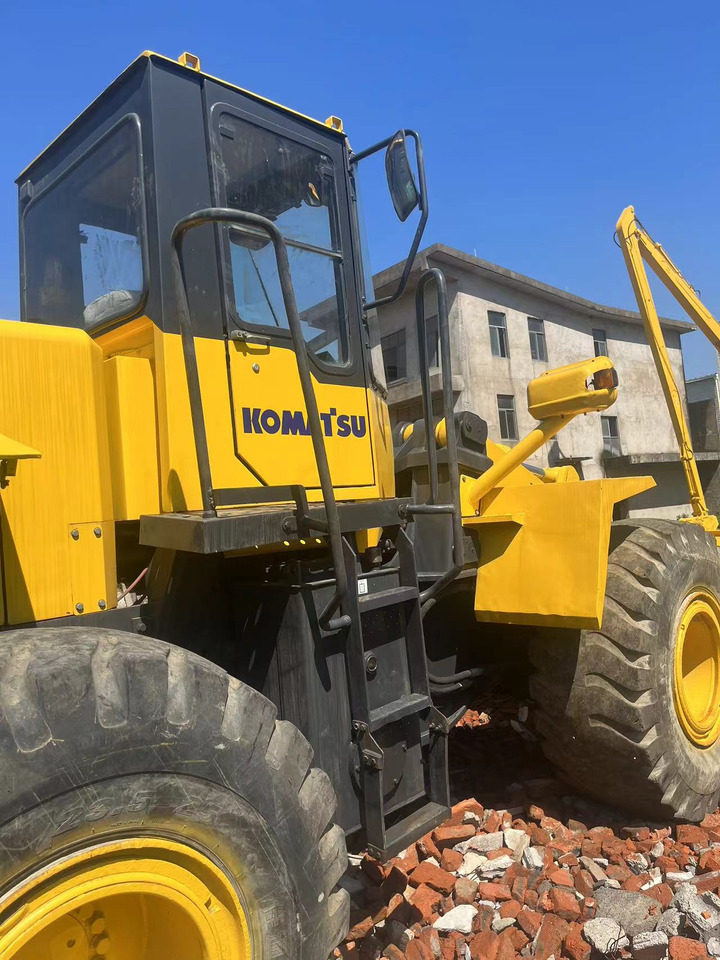 KOMATSU Wheel Loader WA380 Click for Discount - اللودر بعجل: صورة 2 KOMATSU Wheel Loader WA380 Click for Discount - اللودر بعجل: صورة 2