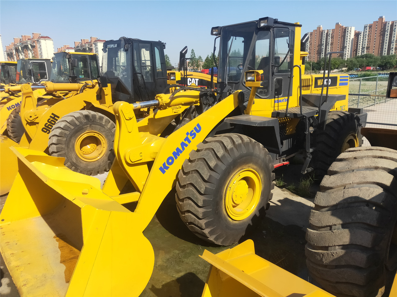 KOMATSU Wheel Loader WA470-3 Click Here for Discount - اللودر بعجل: صورة 3 KOMATSU Wheel Loader WA470-3 Click Here for Discount - اللودر بعجل: صورة 3