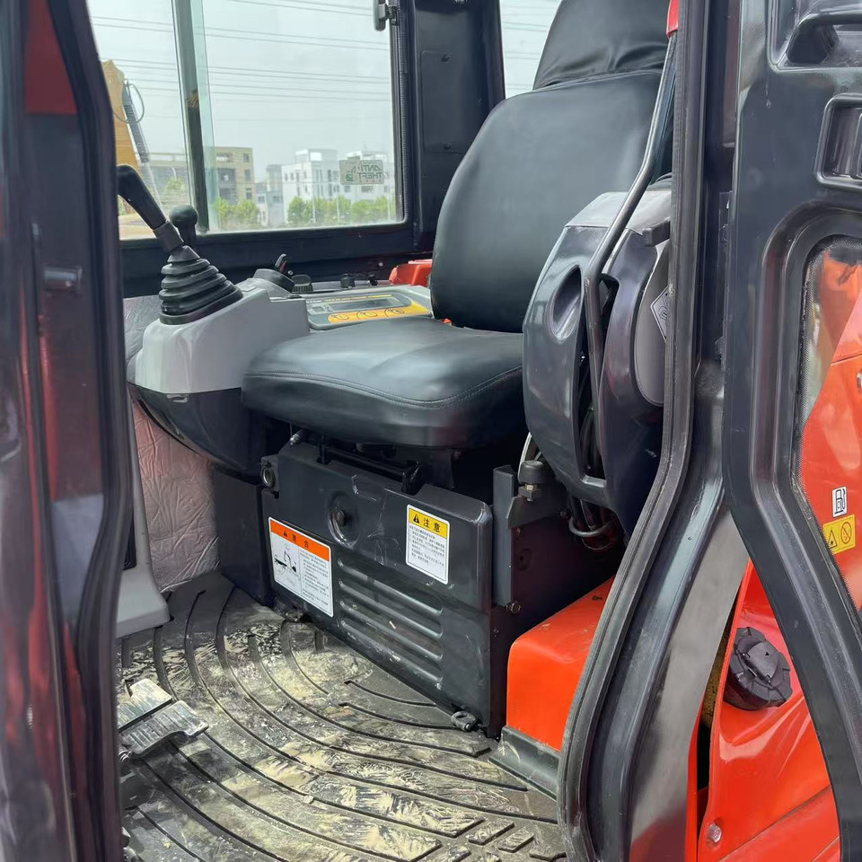 KUBOTA Mini Excavator U55 - حفار صغير: صورة 5 KUBOTA Mini Excavator U55 - حفار صغير: صورة 5